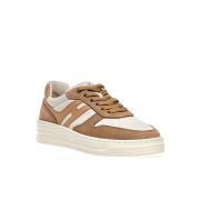 Beige Suede Basket Sneakers - Størrelse 35