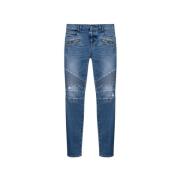 Slim-fit jeans