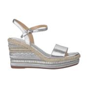 Rhinestone Wedge Sandal med Flettet Detalje