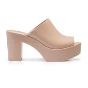 Beige Mule Sandaler Klassisk Stil