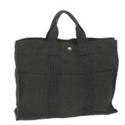 Pre-owned Canvas totes