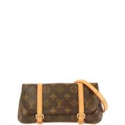 Pre-owned Canvas louis-vuitton-tasker