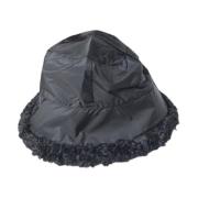 Sort Faux Fur og Nylon Cloche