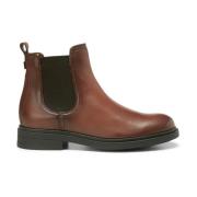 Chelsea boot