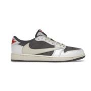 Retro Low OG Reverse Mocha Sneakers