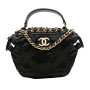 Pre-owned nylon chanel-tasker