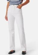 Dr. Denim Moxy Straight White M/34