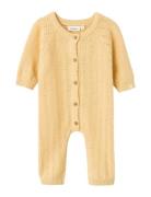 Nbfdaimo Loose Knit Suit Lil Langærmet Body Yellow Lil'Atelier