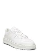 Faraway Low U Total Low-top Sneakers White Sneaky Steve