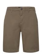 Anfield Chino Short Bottoms Shorts Chinos Shorts Khaki Green Lyle & Sc...