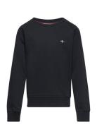 Shield C-Neck Tops Sweatshirts & Hoodies Sweatshirts Black GANT