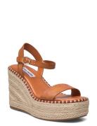 On-Edge Sandal Sko Med Kilehæl Brown Steve Madden