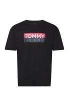 Tjm Reg Rwb Tommy Entry Tee Ext Tops T-Kortærmet Skjorte Black Tommy J...