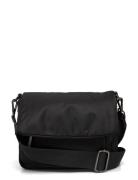 Cayman Pocket Puffer Matte Twill Bags Crossbody Bags Black HVISK