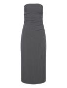 Strapless Pinstripe Dress Knælang Kjole Grey Mango