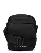 Th Element Mini Reporter Bags Crossbody Bags Black Tommy Hilfiger