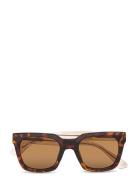 Nancy Accessories Sunglasses D-frame- Wayfarer Sunglasses Brown A.Kjær...