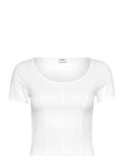 Mars Corset Tee White + Tops T-shirts & Tops Short-sleeved White Levi'...