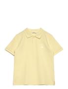 Short-Sleeve Knitted Polo Shirt Tops T-Kortærmet Skjorte Yellow Mango