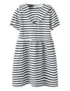 Nmfkattie Ss Dress Dresses & Skirts Dresses Casual Dresses Short-sleev...