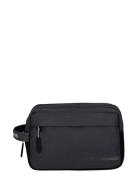 Kick Off, Washbag Toilettaske Black Travelite