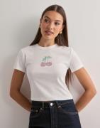 Only - Hvid - Onlkira S/S Bling O-Neck Short Top