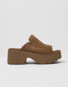 UGG - Brun - W New Heights Slide