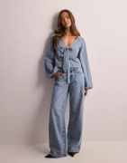 Nelly - Blå - Favorite Bow Blouse