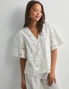 Selected Femme - Hvid - Slfdahlia Ss Broderi Shirt Noos