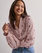 Neo Noir - Pink - Degas Blouse