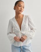 Nelly - Hvid - Amaze Me Blouse