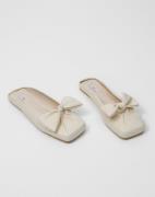 Nelly - Hvid - Slip In Bow Sandal