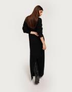 Nelly - Sort - Loose Fuzzy Knit Dress