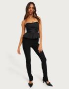 Nelly - Sort - Peplum Bustier Top
