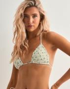 Nelly - Blomstret - Smock Frill Triangle