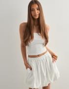 Vero Moda - Hvid - Vmlori Mini Ballon Skirt Wvn Exp
