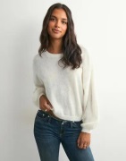 Only - Hvid - Onlsusia Life Ls O-Neck Cc Knt