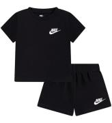 Nike ShortssÃ¦t - T-shirt/Shorts - Sort